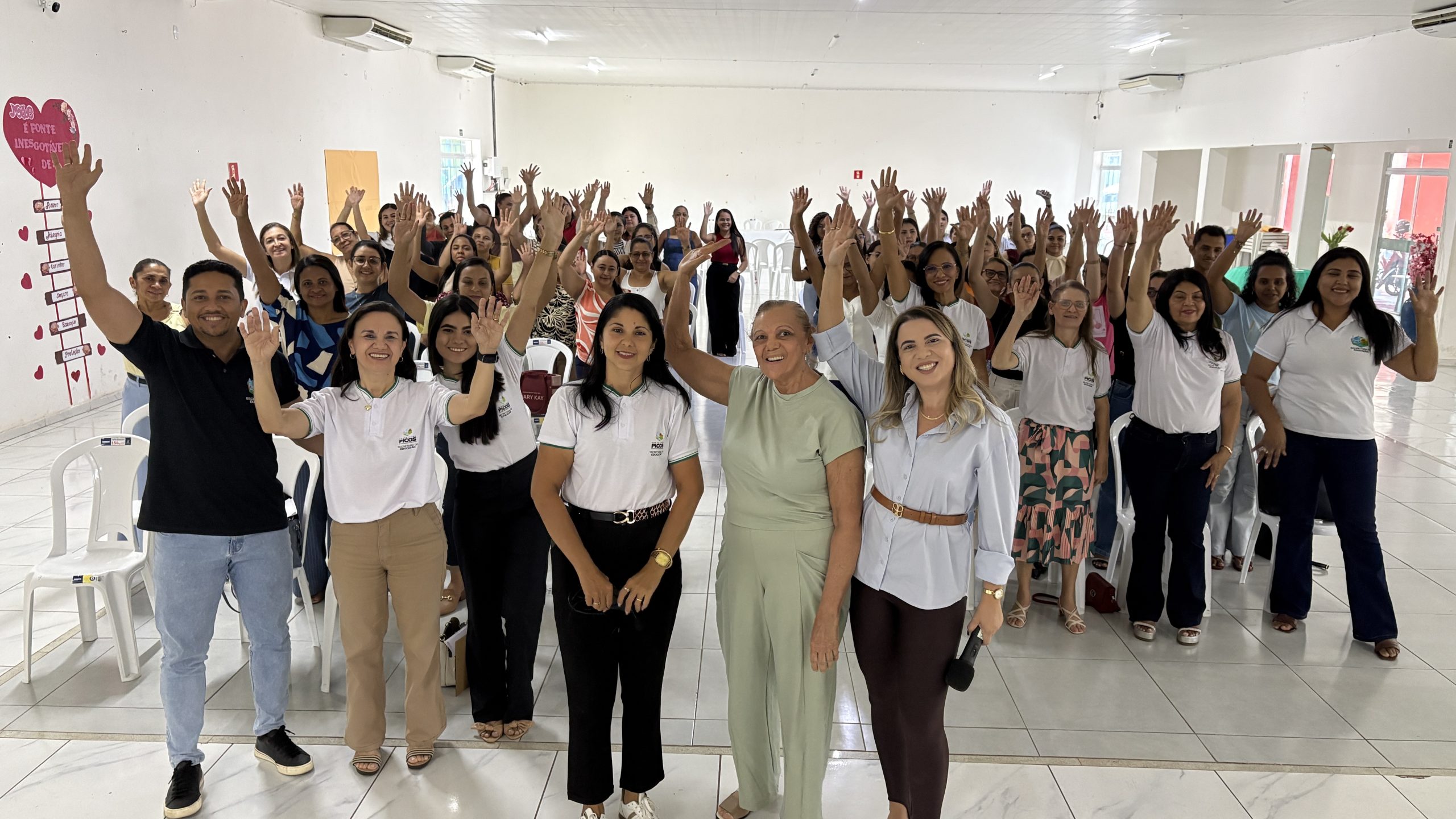 Projeto “Cuidar de Quem Cuida” promove acolhimento e fortalecimento da saúde mental de professores da rede municipal