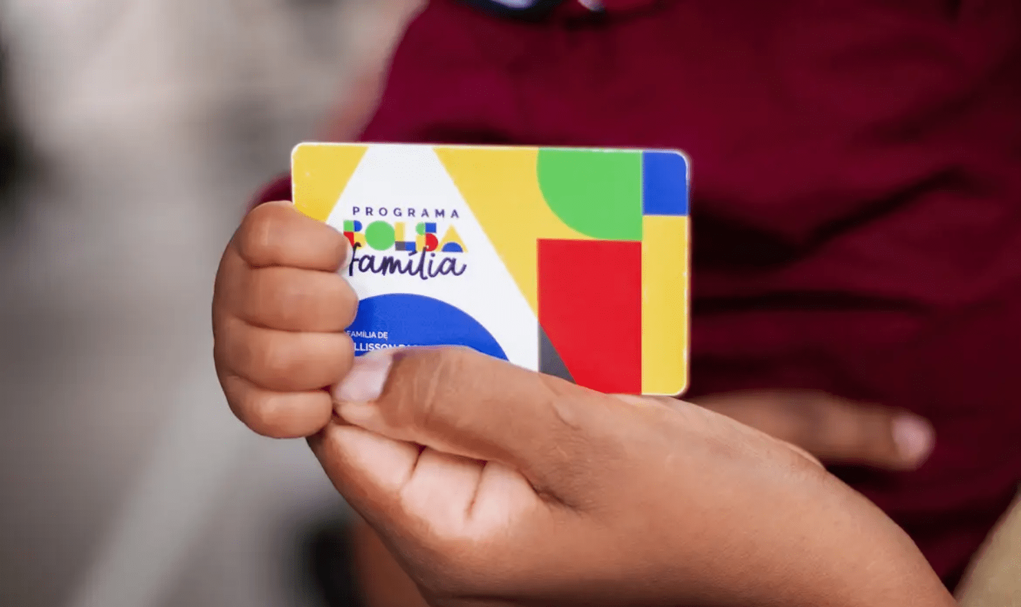 Bolsa Família com reajuste começa a ser pago nesta segunda (19); veja calendário